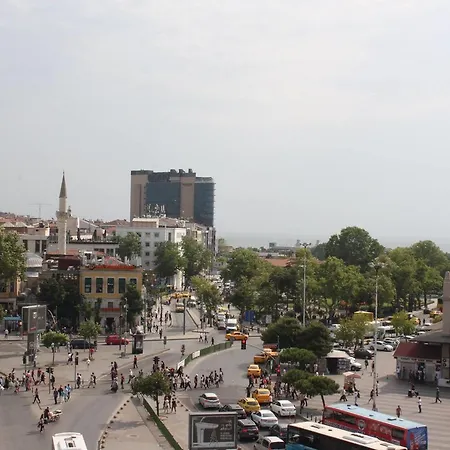 Parpali Hotel *